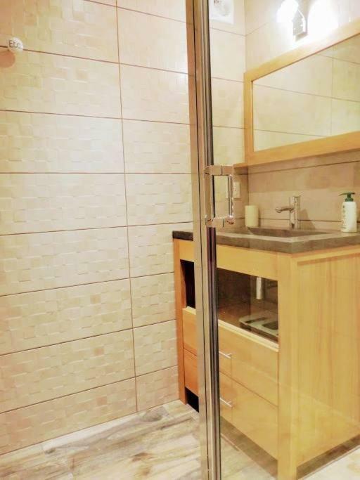 Chez Alphonse Apartment โธนส์ ภายนอก รูปภาพ